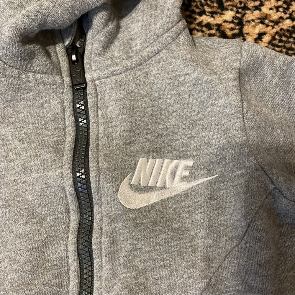 Nike Boys Hoodie Size 4XS - Picture 3 of 5